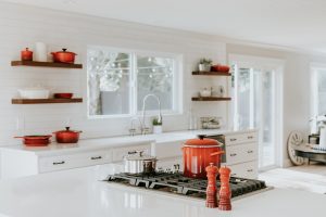 small kitchen colors