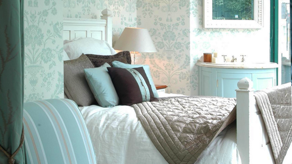 One Step at a Time: Interior Design Updates for Real Momentum