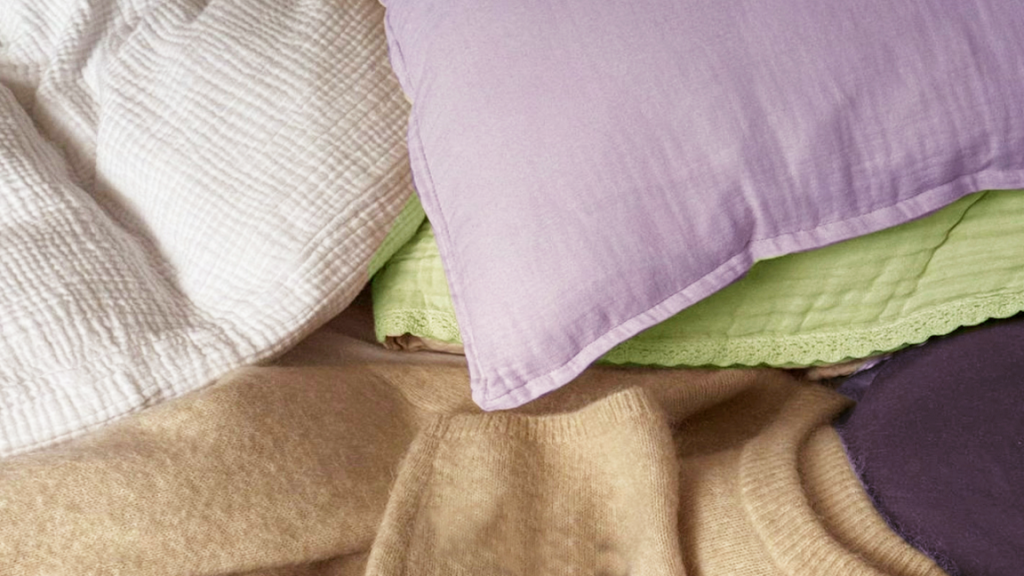 Welcoming the Spring Thaw with Earthy Colors