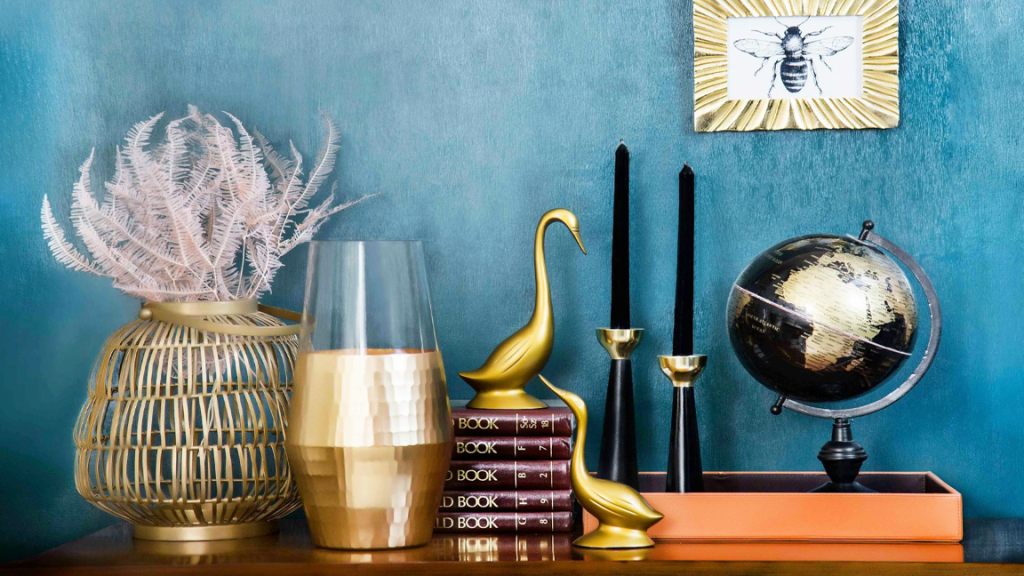 Recluttering: Homes Are Feeling Personal Again!